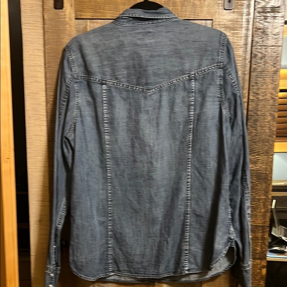 Button Down Shirt in Top Category - Picture 6 of 6